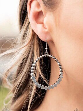 Paparazzi Jewelry Accessories - Rustic Society - Silver Earrings - Vintage